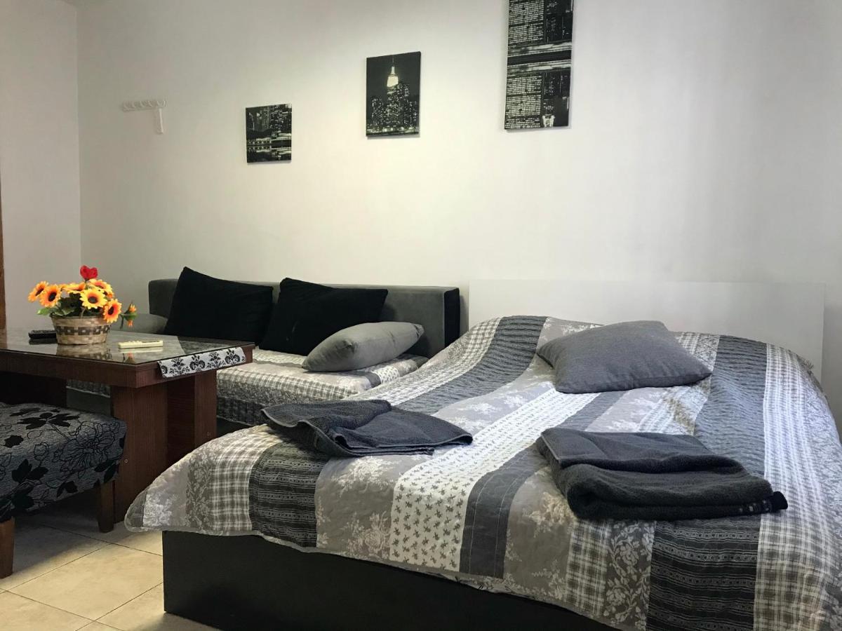 Day And Night Apartment Veliko Tarnovo Ngoại thất bức ảnh